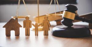 What Does a Family Lawyer Do?
